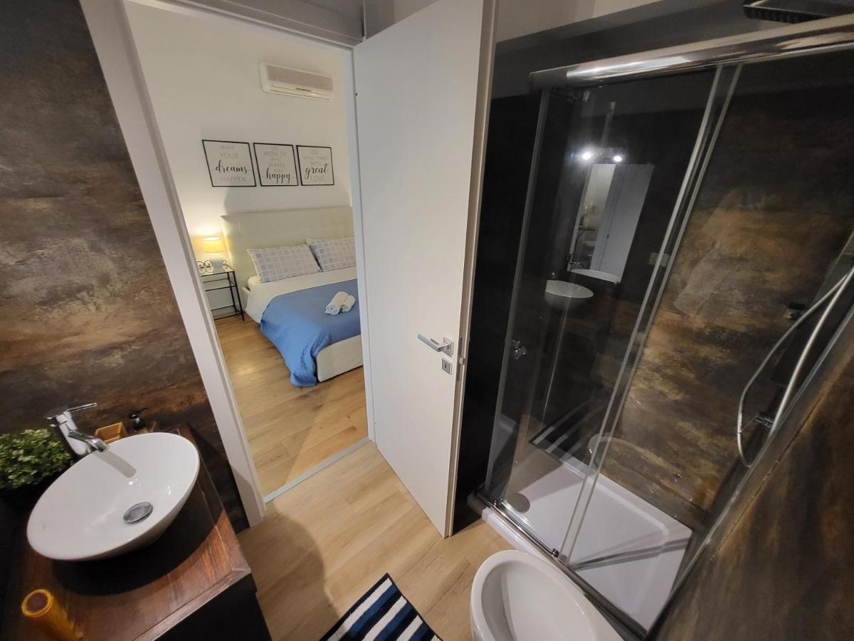 Living Cagliari Marina Bed and Breakfast Buitenkant foto